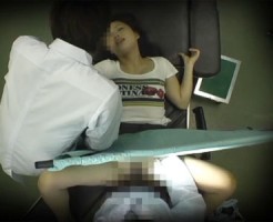 【病院隠撮動画】子供が出来たか産婦人科で検査する新人ママを分娩代でセックスした悪徳医師の隠しカメラ映像…